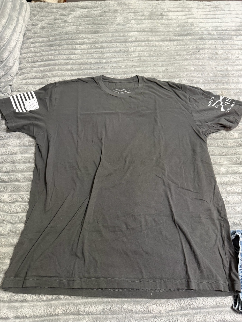 Grunt Style Men's Gray Graphic Sleeve T-Shirt